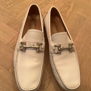 Salvatore Ferragamo Men's Cream Loafers with Silver Accents